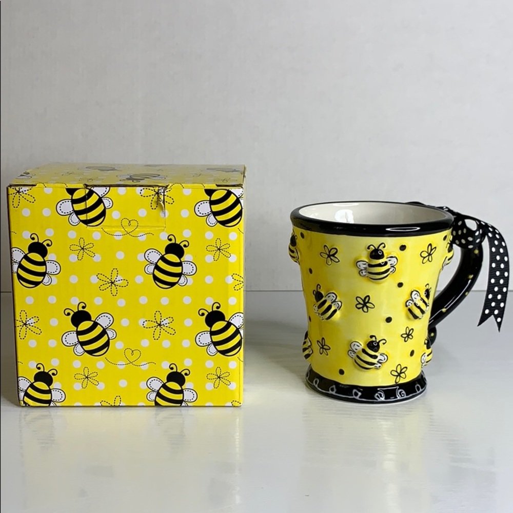 Burton & Burton 3D Bumblebee Mug